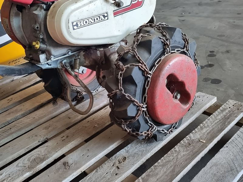 Tielbürger Schneeschieber mit Honda-Motor - Kommunaal-/ Erisõiduk: pilt 3 Tielbürger Schneeschieber mit Honda-Motor - Kommunaal-/ Erisõiduk: pilt 3