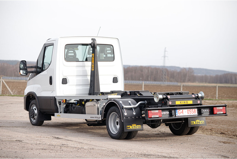 Iveco Daily 70C18 - Konkstõstukiga veoauto: pilt 1 Iveco Daily 70C18 - Konkstõstukiga veoauto: pilt 1