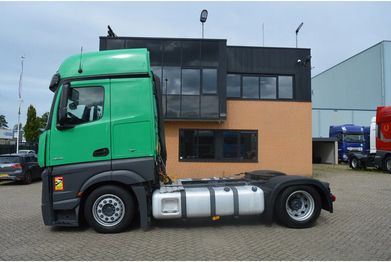Mercedes-Benz Actros 1942 * 4x2 * 2 TANK * MEGA * - Sadulveok: pilt 4 Mercedes-Benz Actros 1942 * 4x2 * 2 TANK * MEGA * - Sadulveok: pilt 4
