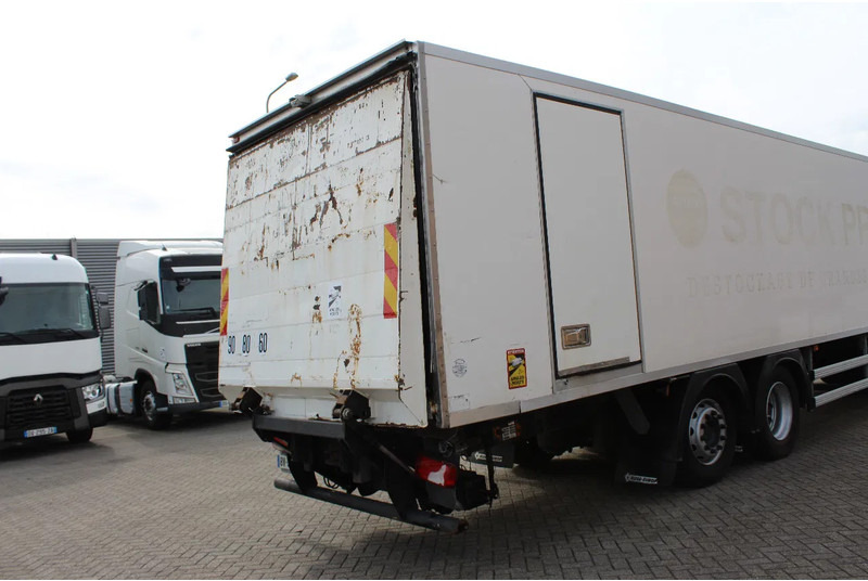 Scania P320 * EURO5 * 6X2 * CARRIER SUPRA 750 * MANUAL * - Külmutiga veoauto: pilt 5 Scania P320 * EURO5 * 6X2 * CARRIER SUPRA 750 * MANUAL * - Külmutiga veoauto: pilt 5