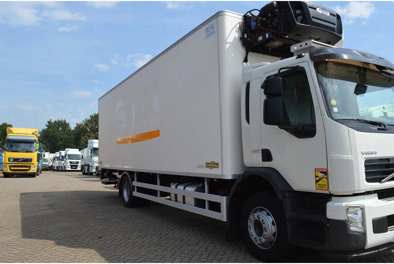 Külmutiga veoauto Volvo FE 260 * EURO5 * 4X2 * CARRIER SUPRA 950 MT * 4X2 * MANUAL *: pilt 6