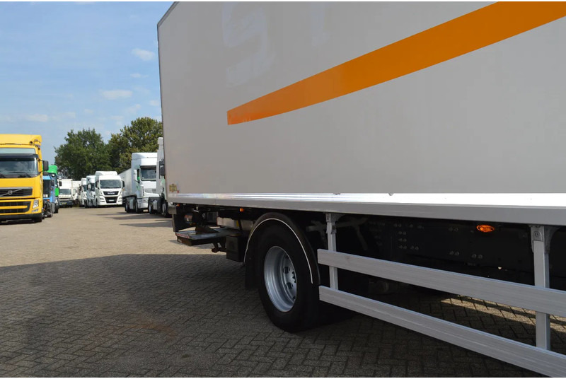 Külmutiga veoauto Volvo FE 260 * EURO5 * 4X2 * CARRIER SUPRA 950 MT * 4X2 * MANUAL *: pilt 11