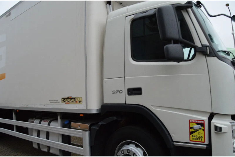 Külmutiga veoauto Volvo FM 370 * EURO5 * CARRIER SUPRA 950 SILENT * 6X2 *: pilt 7