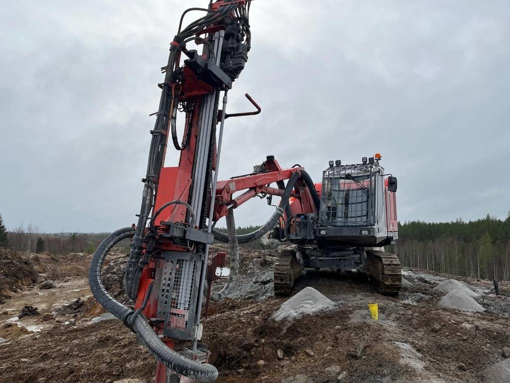 Sandvik DX800 - Puurimisplatvorm: pilt 3 Sandvik DX800 - Puurimisplatvorm: pilt 3