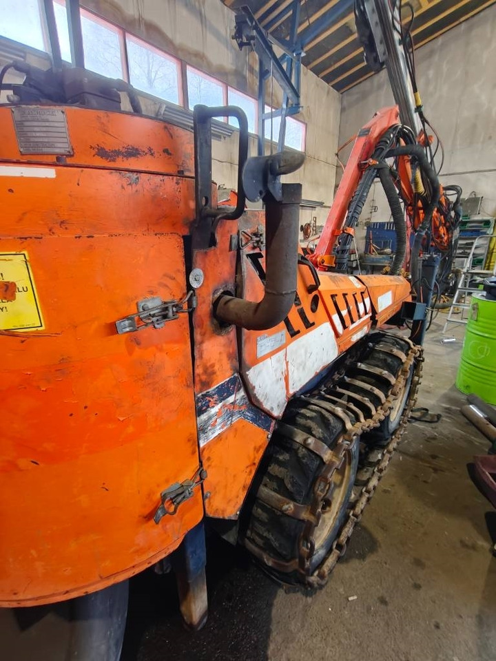 Tamrock COMMANDO 120RF - Puurimisplatvorm: pilt 3 Tamrock COMMANDO 120RF - Puurimisplatvorm: pilt 3