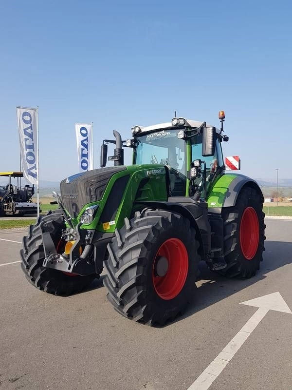 Fendt 828 Vario Profi Plus - Traktor: pilt 1 Fendt 828 Vario Profi Plus - Traktor: pilt 1