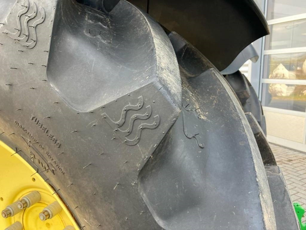 John Deere 6140 R - Traktor: pilt 4 John Deere 6140 R - Traktor: pilt 4