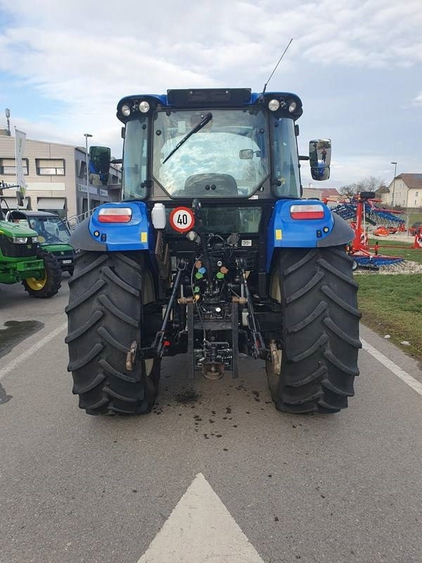 New Holland T 5.115 - Traktor: pilt 2 New Holland T 5.115 - Traktor: pilt 2
