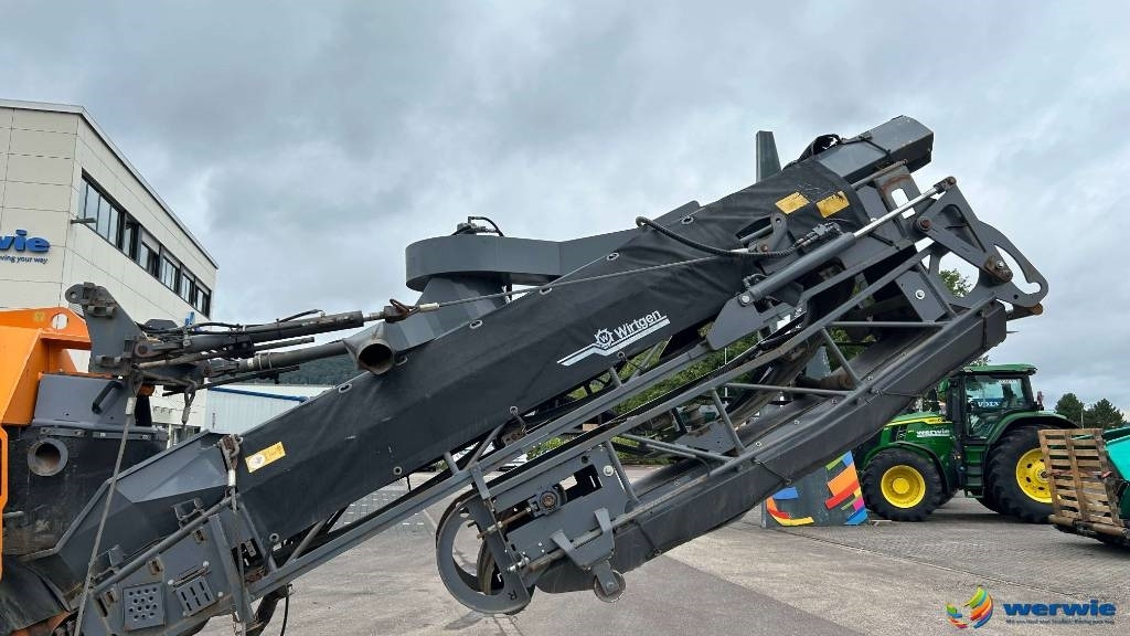 Wirtgen W 100 F - Külmhöövel: pilt 2 Wirtgen W 100 F - Külmhöövel: pilt 2