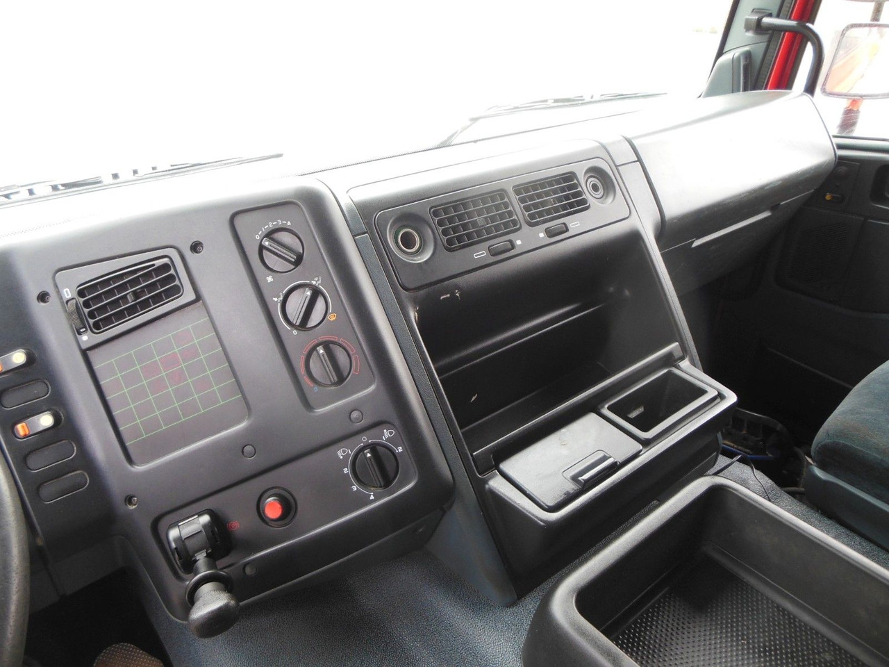 Uus Kallurauto, Kraanaga veoauto DAF CF 65.240,KRAN EFFER 110/2S,MANUELL,BLATT,1 HAND: pilt 27 Uus Kallurauto, Kraanaga veoauto DAF CF 65.240,KRAN EFFER 110/2S,MANUELL,BLATT,1 HAND: pilt 27