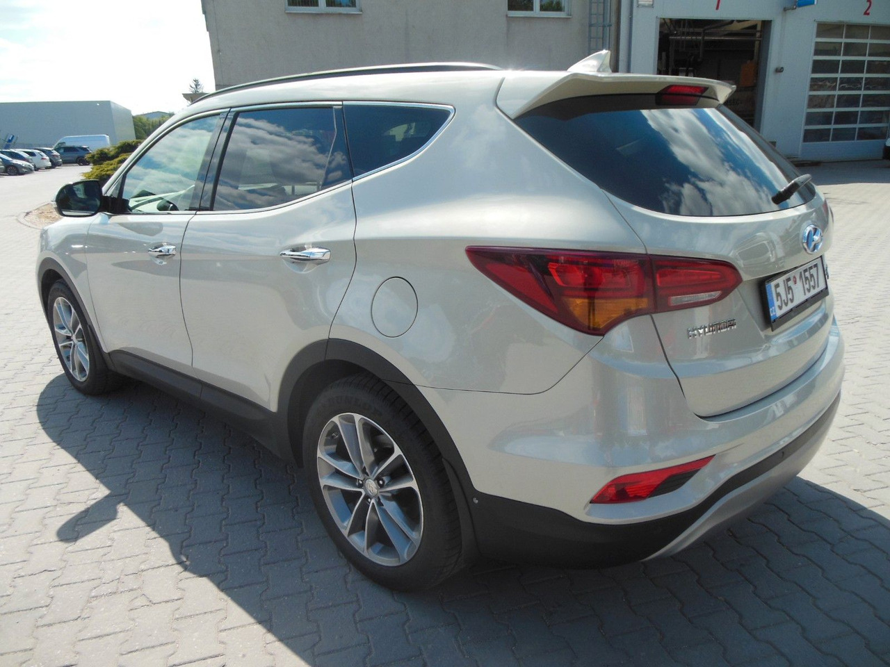 Hyundai Santa Fe 2,2 CRDi, 4WD, Automatic, Leder, Panora - Maastur: pilt 4 Hyundai Santa Fe 2,2 CRDi, 4WD, Automatic, Leder, Panora - Maastur: pilt 4