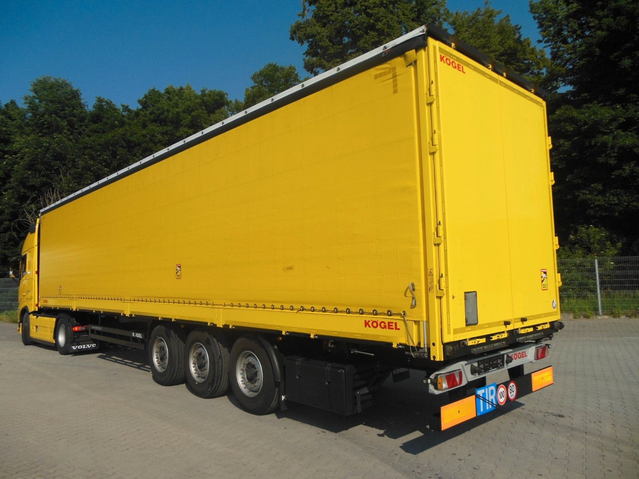 Kögel SN 24, BORDWÄNDE 700 MM, HUBDACH!!! TOP - Tentpoolhaagis: pilt 4 Kögel SN 24, BORDWÄNDE 700 MM, HUBDACH!!! TOP - Tentpoolhaagis: pilt 4