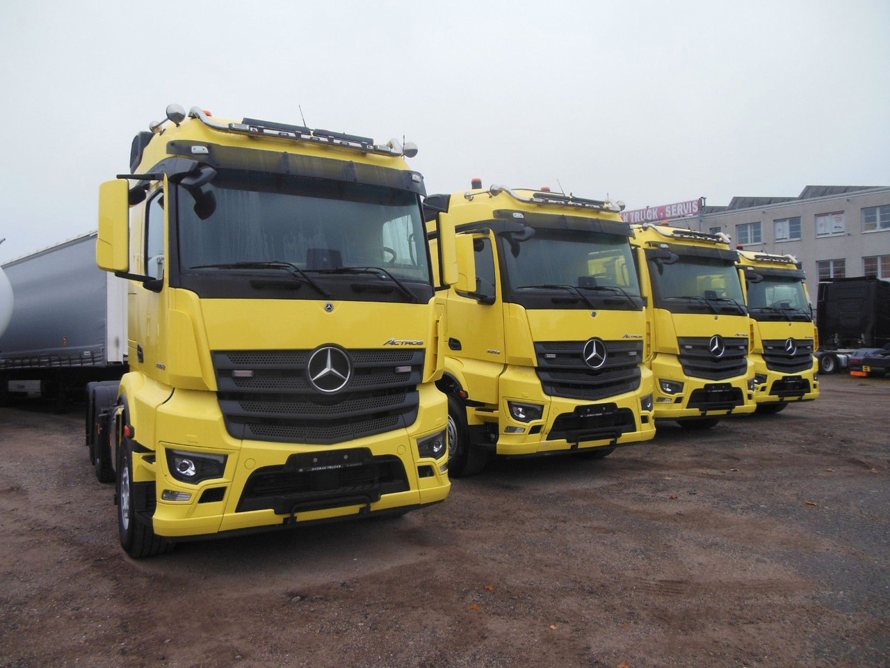 Mercedes-Benz 3353 ACTROS, 6X4, TRK, SET 120 TON, WIE NEUE!E!! - Sadulveok: pilt 3 Mercedes-Benz 3353 ACTROS, 6X4, TRK, SET 120 TON, WIE NEUE!E!! - Sadulveok: pilt 3