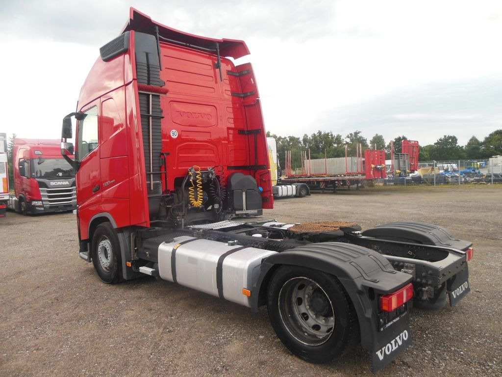 Volvo FH 13/500, LOWDECK, GLOBE XL, I PARK COOL, TOP!! Volvo FH 13/500, LOWDECK, GLOBE XL, I PARK COOL, TOP!! - Sadulveok: pilt 4 Volvo FH 13/500, LOWDECK, GLOBE XL, I PARK COOL, TOP!! Volvo FH 13/500, LOWDECK, GLOBE XL, I PARK COOL, TOP!! - Sadulveok: pilt 4