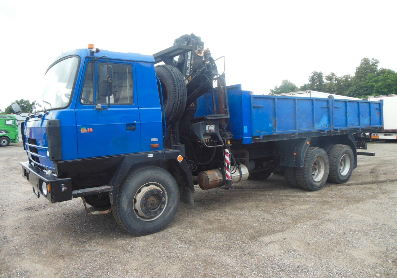 Tatra T 815, 6X6, HIAB 144 B - 3 DUO - Madelveok/ Platvormveok, Kraanaga veoauto: pilt 1 Tatra T 815, 6X6, HIAB 144 B - 3 DUO - Madelveok/ Platvormveok, Kraanaga veoauto: pilt 1