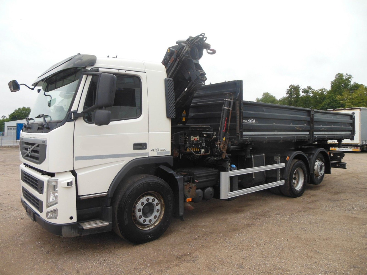 Volvo FM 410, 6X2, DREISEITEN KIPPER, HIAB XS 211 - Kallurauto, Kraanaga veoauto: pilt 1 Volvo FM 410, 6X2, DREISEITEN KIPPER, HIAB XS 211 - Kallurauto, Kraanaga veoauto: pilt 1