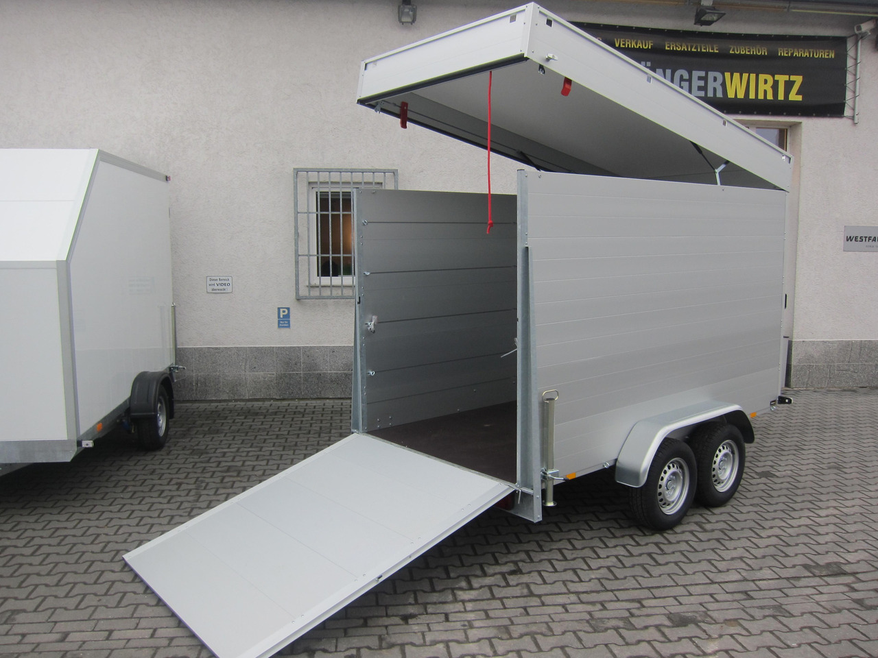 ALUBOXX Deckelanhänger GTT 2500 VT4 301x151x188cm Heckrampe (M) 2500kg order online Aktion - Furgoonjärelhaagis: pilt 1 ALUBOXX Deckelanhänger GTT 2500 VT4 301x151x188cm Heckrampe (M) 2500kg order online Aktion - Furgoonjärelhaagis: pilt 1