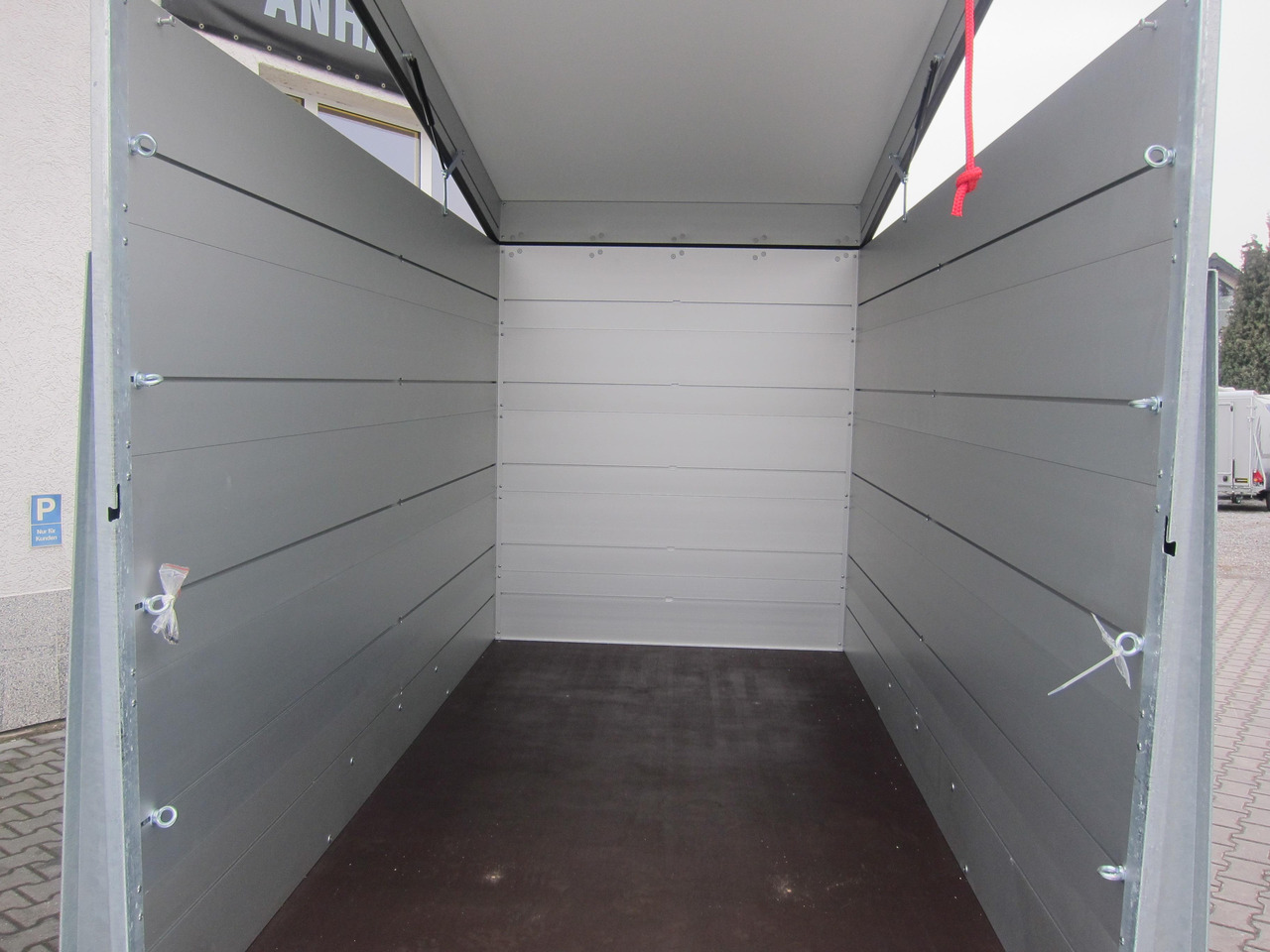 ALUBOXX Deckelanhänger GTT 2500 VT4 301x151x188cm Heckrampe (M) 2500kg order online Aktion - Furgoonjärelhaagis: pilt 3 ALUBOXX Deckelanhänger GTT 2500 VT4 301x151x188cm Heckrampe (M) 2500kg order online Aktion - Furgoonjärelhaagis: pilt 3