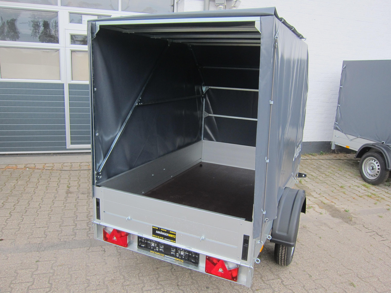 Aluliner Planen Anhänger GT 750 201x101x120cm +Hochplane aero grau (XS) 750kg - Auto järelhaagis: pilt 4 Aluliner Planen Anhänger GT 750 201x101x120cm +Hochplane aero grau (XS) 750kg - Auto järelhaagis: pilt 4