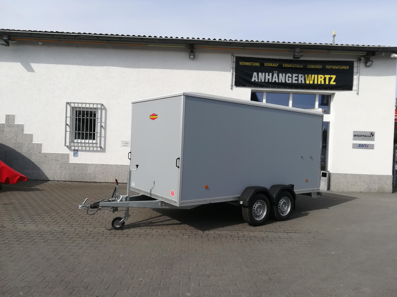 Böckmann Koffer KT 4018/27 M grau 400x185x182cm (XL) 2700kg - Furgoonjärelhaagis: pilt 1 Böckmann Koffer KT 4018/27 M grau 400x185x182cm (XL) 2700kg - Furgoonjärelhaagis: pilt 1