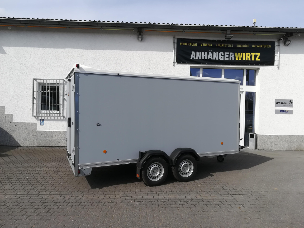 Böckmann Koffer KT 4018/27 M grau 400x185x182cm (XL) 2700kg - Furgoonjärelhaagis: pilt 4 Böckmann Koffer KT 4018/27 M grau 400x185x182cm (XL) 2700kg - Furgoonjärelhaagis: pilt 4