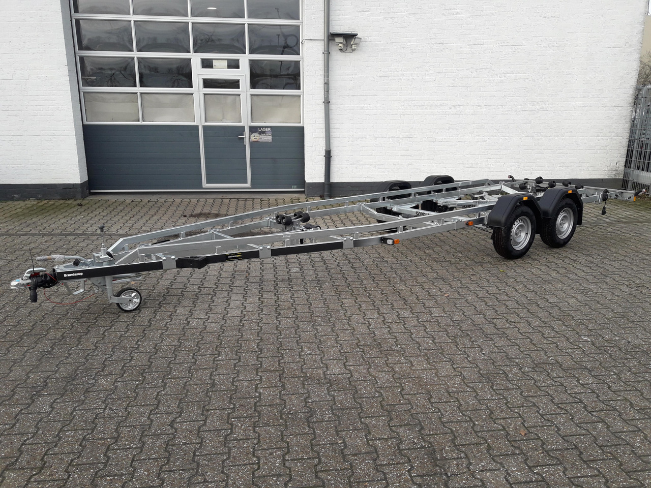 Brenderup Bootstrailer Premium 242500 TB SR 2500 Superrollen Winde 2500kg 312269 Modell 2024 - Paadihaagis: pilt 1 Brenderup Bootstrailer Premium 242500 TB SR 2500 Superrollen Winde 2500kg 312269 Modell 2024 - Paadihaagis: pilt 1