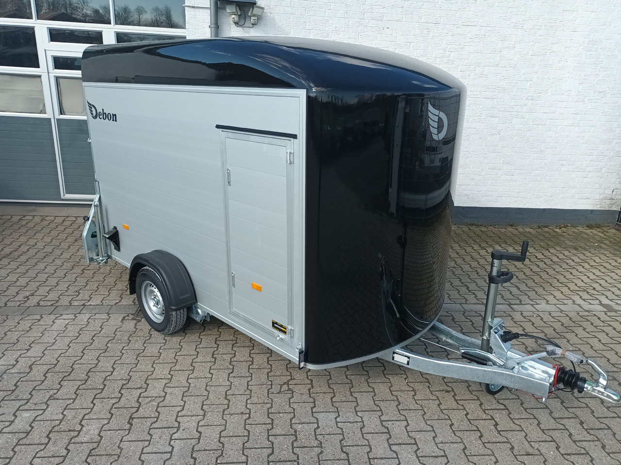 Cargo Roadster 400 312x164x184cm Alu Poly black Seitentür Aluboden 1300kg Pullman 100km/H - Furgoonjärelhaagis: pilt 1 Cargo Roadster 400 312x164x184cm Alu Poly black Seitentür Aluboden 1300kg Pullman 100km/H - Furgoonjärelhaagis: pilt 1