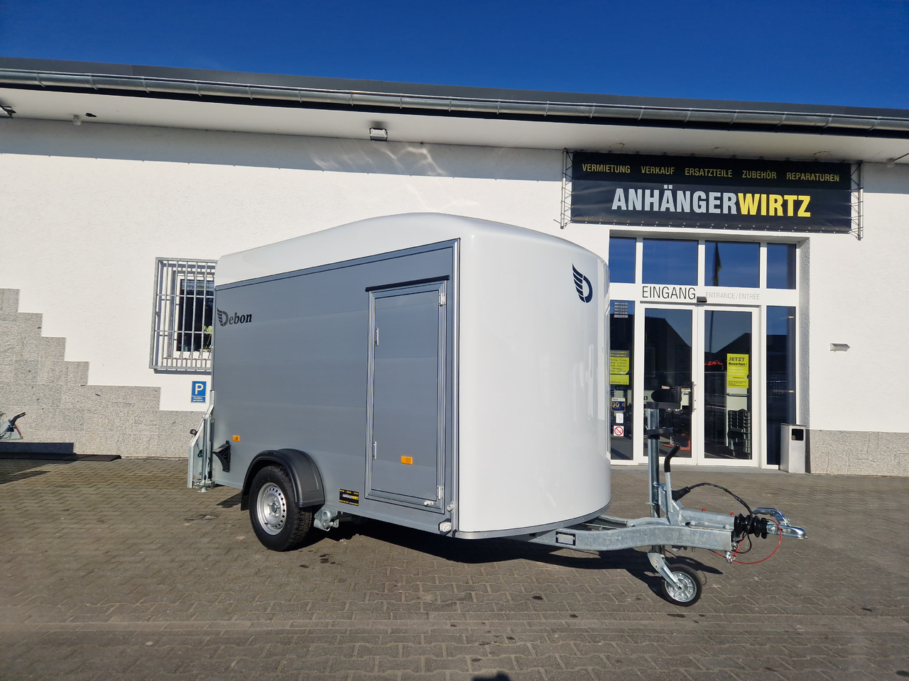 Cargo Roadster 400 312x164x184cm Alu Poly weiß Seitentür Pullman 100km/H 1300kg - Furgoonjärelhaagis: pilt 1 Cargo Roadster 400 312x164x184cm Alu Poly weiß Seitentür Pullman 100km/H 1300kg - Furgoonjärelhaagis: pilt 1