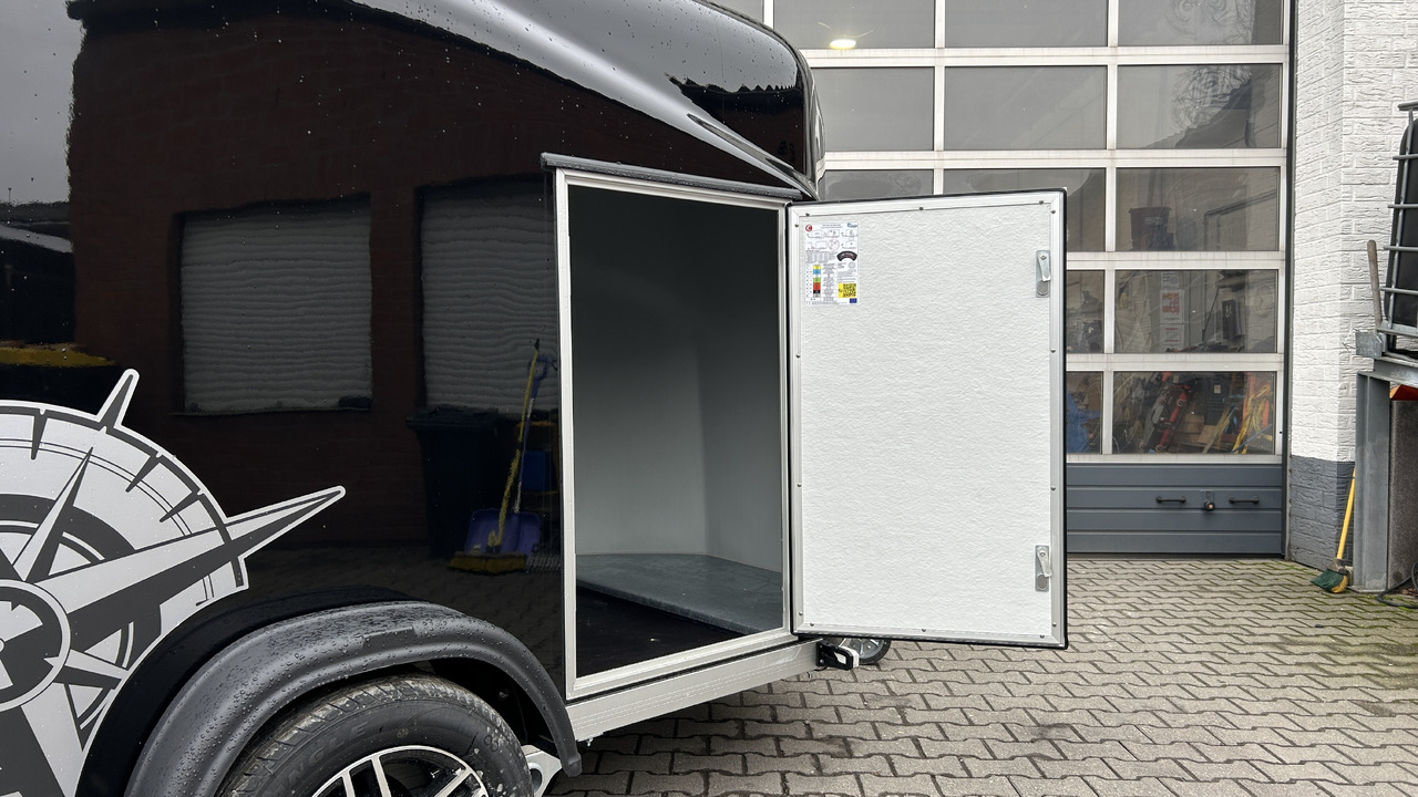 Debon Cargo 1300 300x152x168cm black Seitentür Alufelgen blackbeauty Pullman 1300kg 100km/H - Auto järelhaagis: pilt 5 Debon Cargo 1300 300x152x168cm black Seitentür Alufelgen blackbeauty Pullman 1300kg 100km/H - Auto järelhaagis: pilt 5