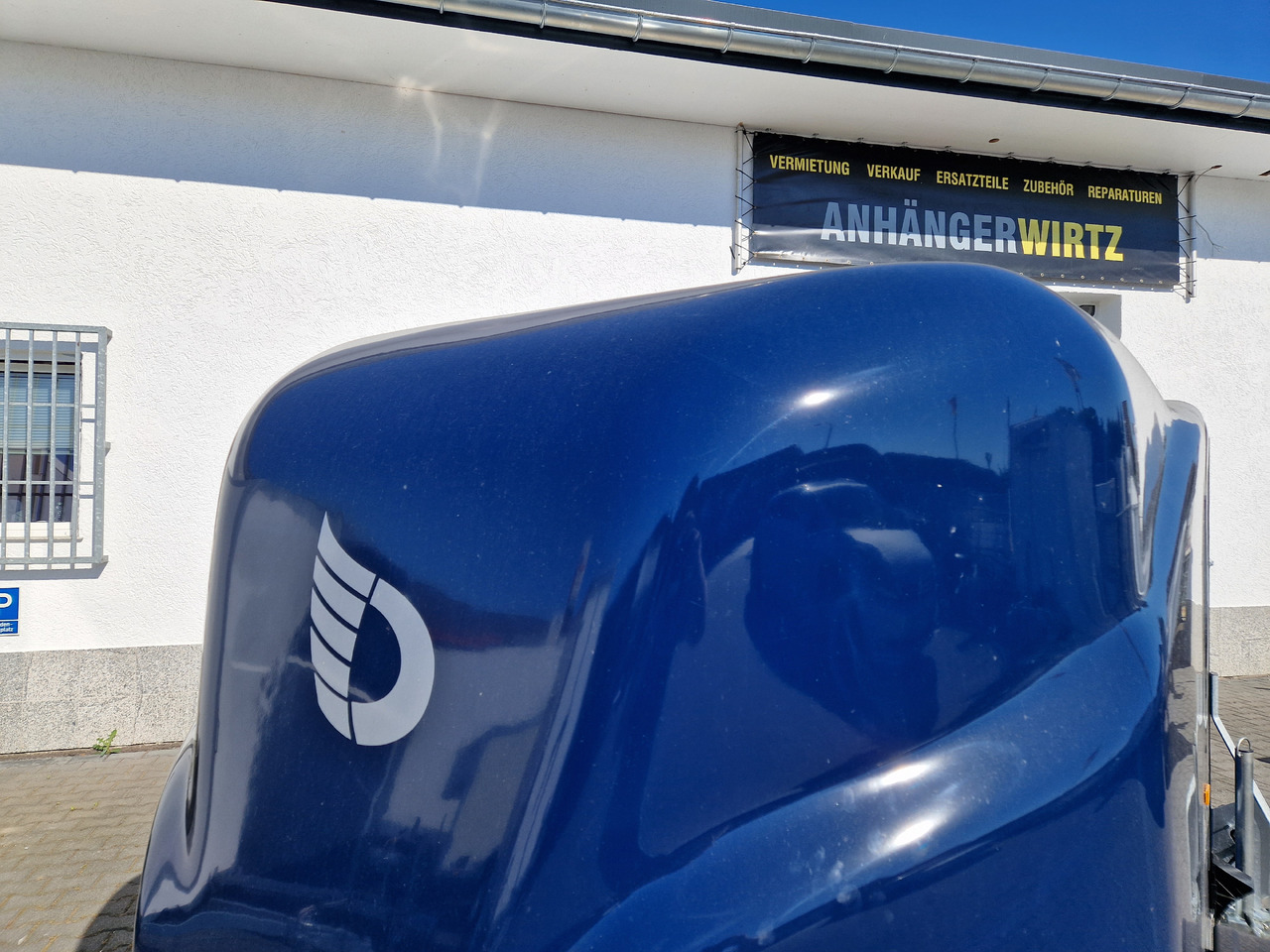 Debon Cargo 1300 300x152x168cm royal blau Seitentür 100km/H Pullman 1300kg - Furgoonjärelhaagis: pilt 5 Debon Cargo 1300 300x152x168cm royal blau Seitentür 100km/H Pullman 1300kg - Furgoonjärelhaagis: pilt 5