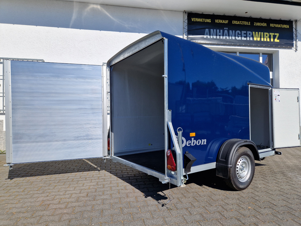 Debon Cargo 1300 300x152x168cm royal blau Seitentür 100km/H Pullman 1300kg - Furgoonjärelhaagis: pilt 3 Debon Cargo 1300 300x152x168cm royal blau Seitentür 100km/H Pullman 1300kg - Furgoonjärelhaagis: pilt 3