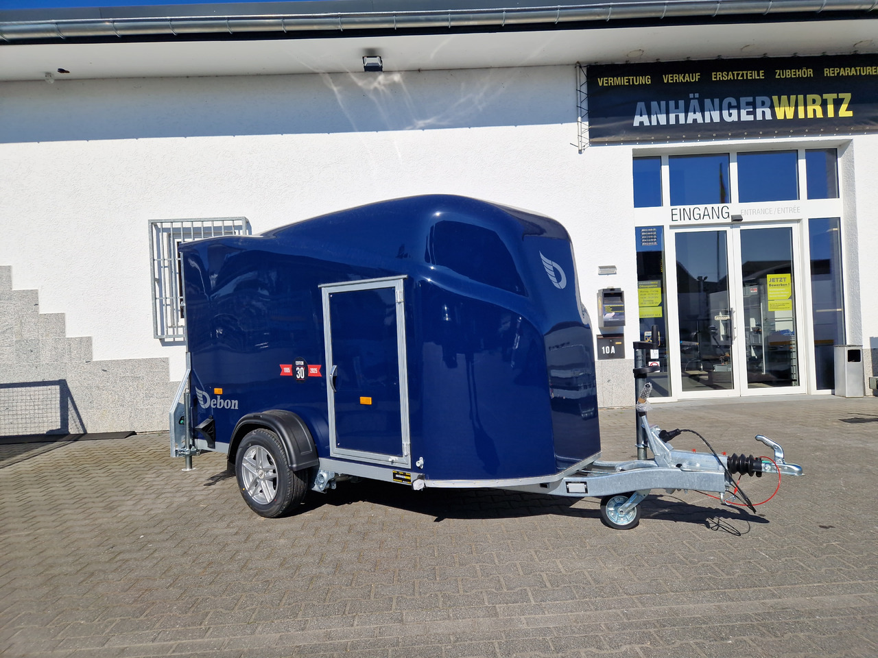 Debon Cargo 1300 300x152x168cm royal blau Seitentür Alufelgen Pullman 1300kg 100km/H Modell 2025 - Auto järelhaagis: pilt 2 Debon Cargo 1300 300x152x168cm royal blau Seitentür Alufelgen Pullman 1300kg 100km/H Modell 2025 - Auto järelhaagis: pilt 2