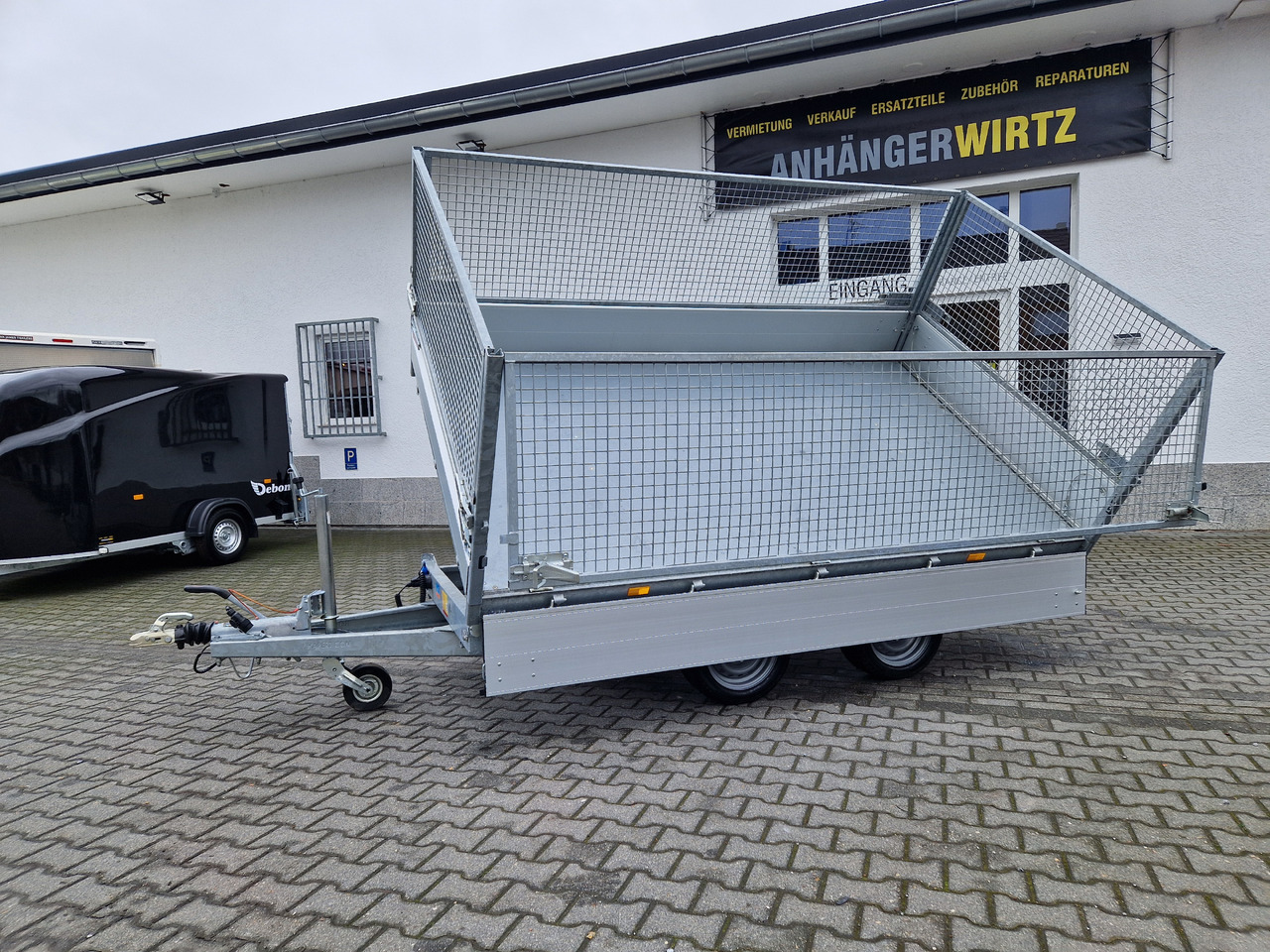 Hapert COBALT HM-2 305x180x30cm Elektro & Laubgitter 2700kg - Kalluri järelhaagis: pilt 1 Hapert COBALT HM-2 305x180x30cm Elektro & Laubgitter 2700kg - Kalluri järelhaagis: pilt 1
