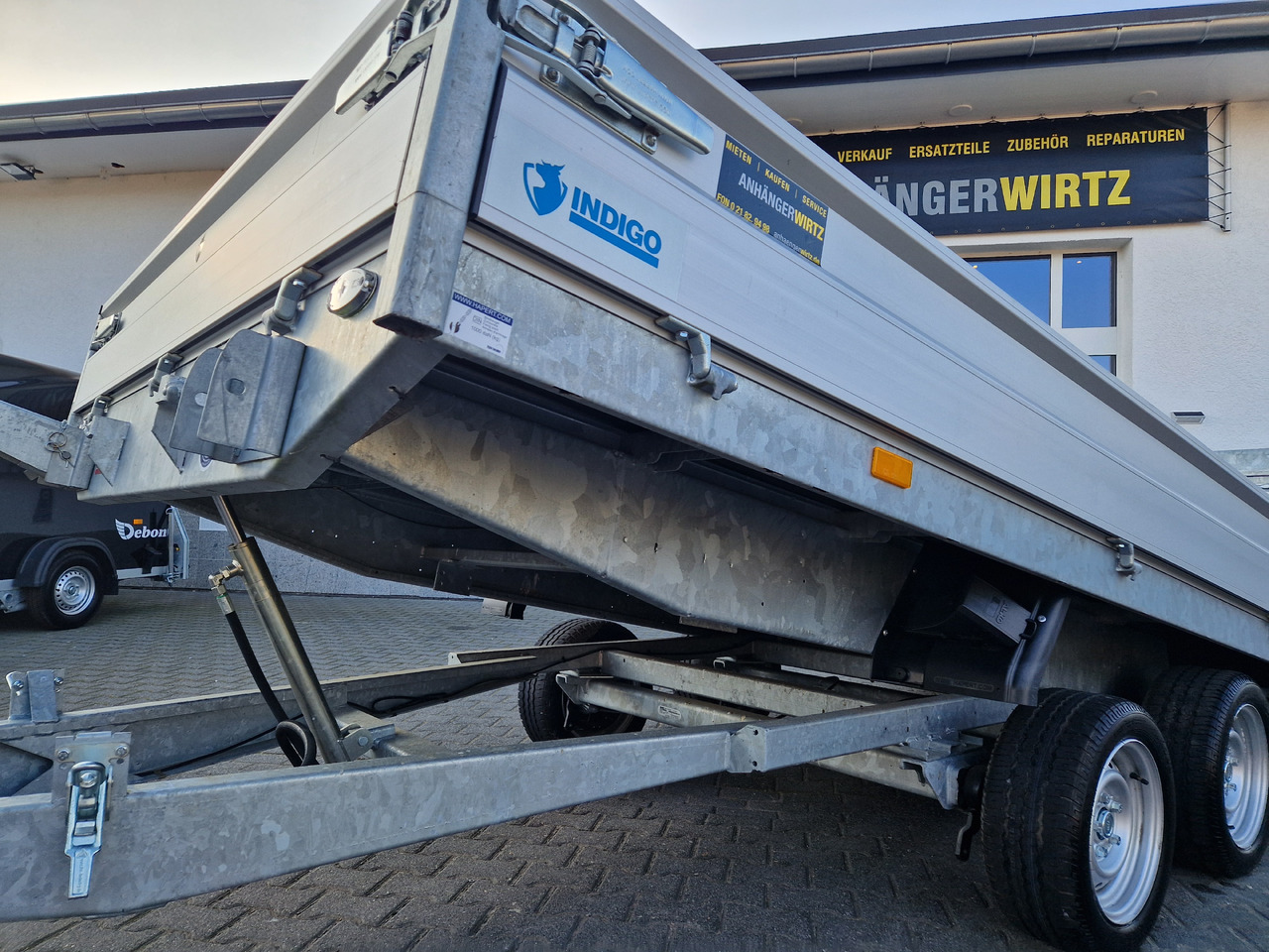 Hapert Indigo HT-2 405x201x30cm ankippbar Heckklappe Seilwinde 3500kg - Ehitustehnika haagis: pilt 2 Hapert Indigo HT-2 405x201x30cm ankippbar Heckklappe Seilwinde 3500kg - Ehitustehnika haagis: pilt 2