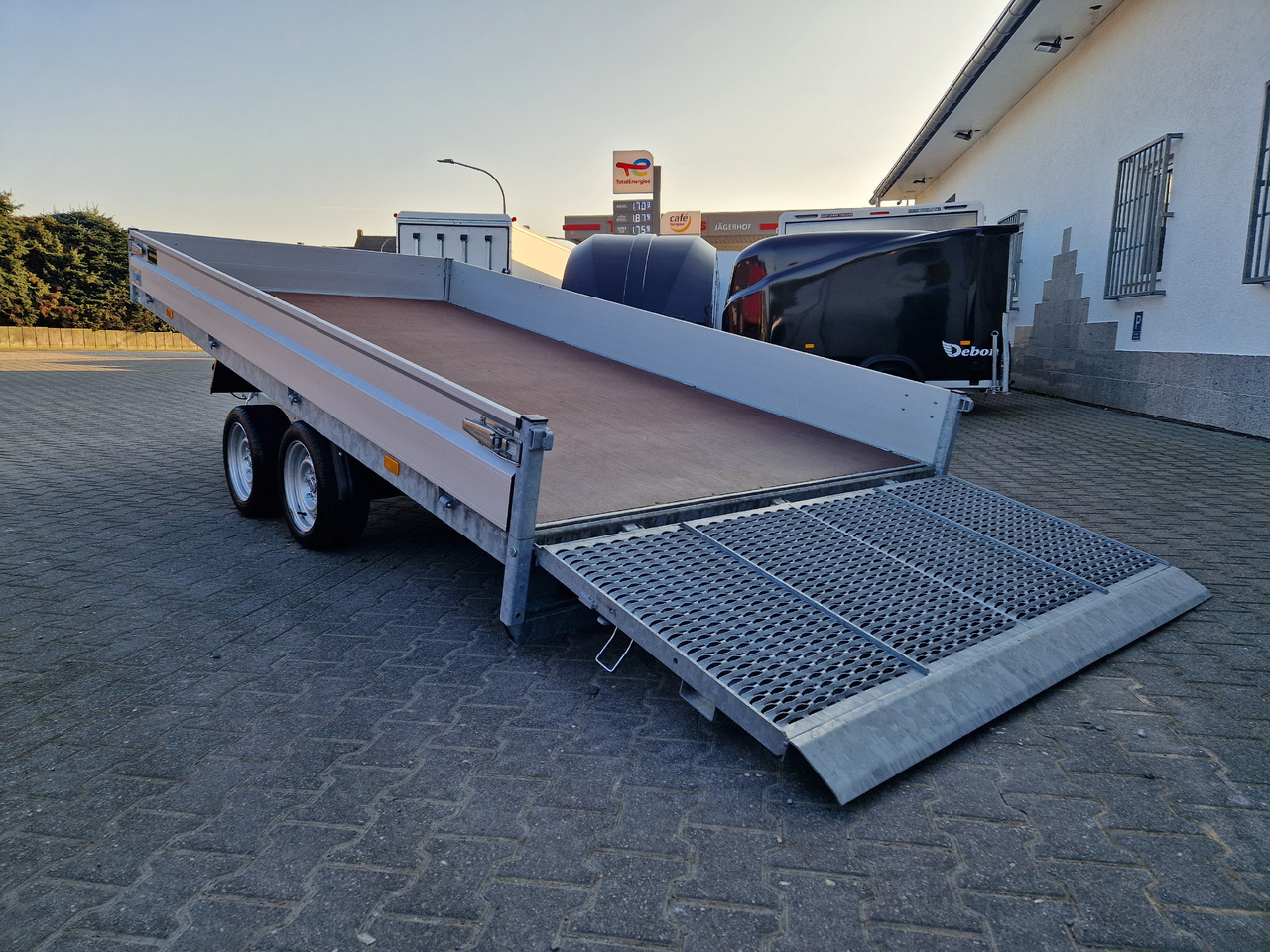Hapert Indigo HT-2 405x201x30cm ankippbar Heckklappe Seilwinde 3500kg - Ehitustehnika haagis: pilt 3 Hapert Indigo HT-2 405x201x30cm ankippbar Heckklappe Seilwinde 3500kg - Ehitustehnika haagis: pilt 3