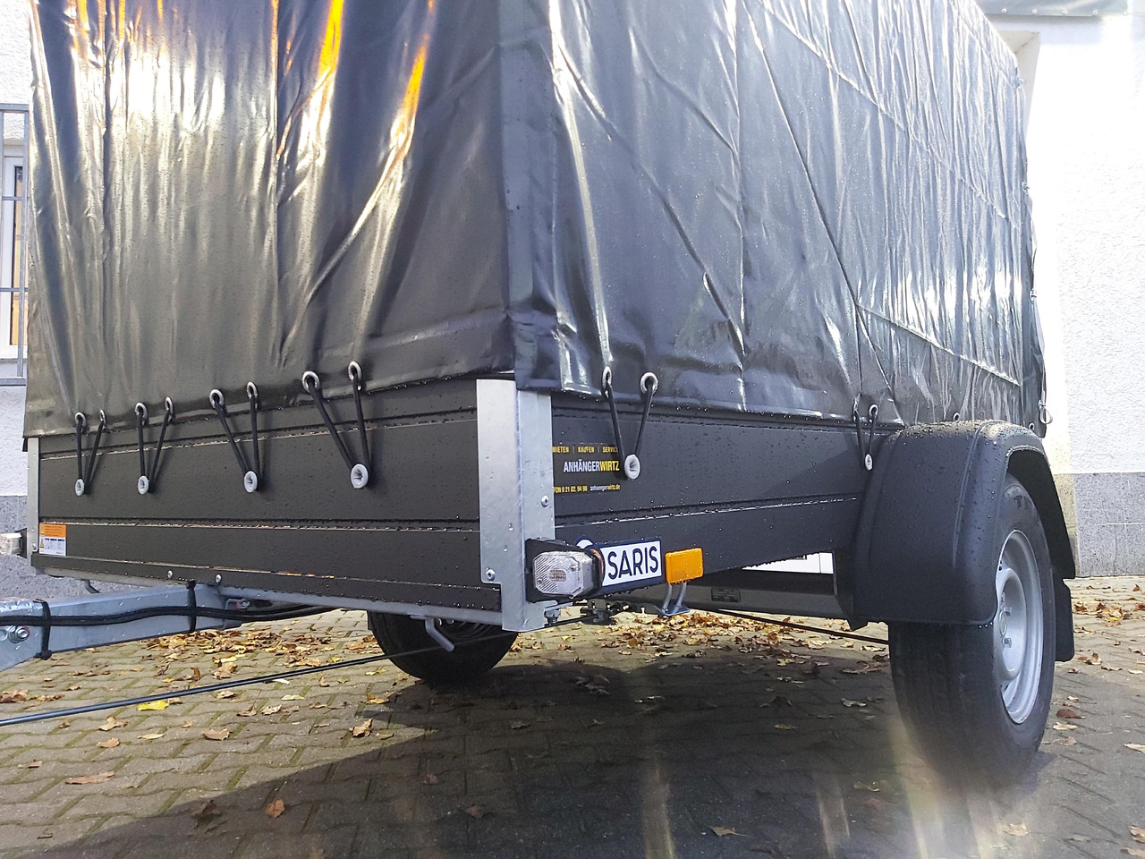 Saris Anhänger DV135 McAlu Pro MP 255x133x150cm Hochplane black (S)1350kg black deal Januar Aktio - Auto järelhaagis: pilt 2 Saris Anhänger DV135 McAlu Pro MP 255x133x150cm Hochplane black (S)1350kg black deal Januar Aktio - Auto järelhaagis: pilt 2