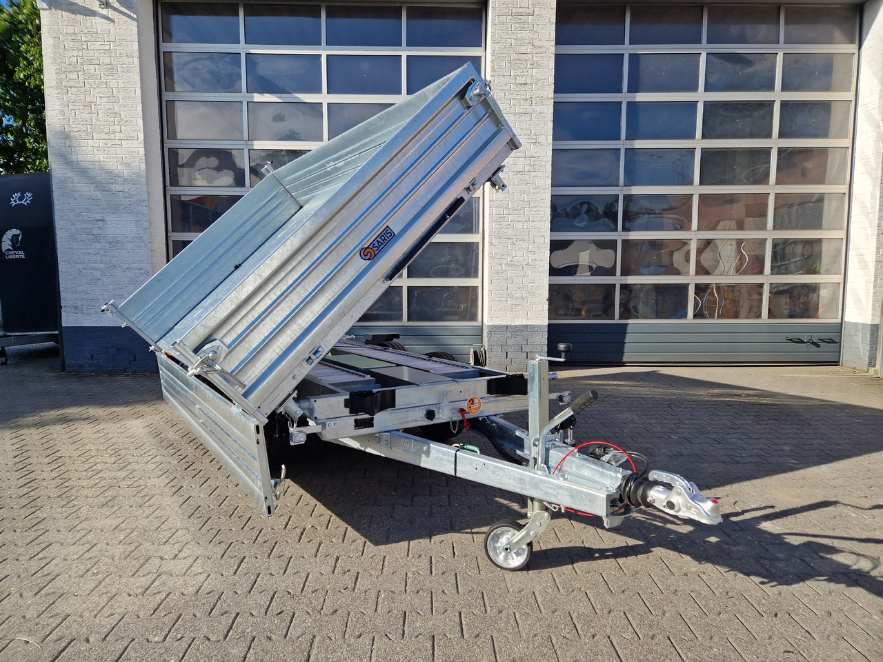 Saris Kipper 3 SKS 310 176 40cm Stahlwände HD elektro Notpumpe Alurampen Stützen 3000kg 100km/H - Kalluri järelhaagis: pilt 2 Saris Kipper 3 SKS 310 176 40cm Stahlwände HD elektro Notpumpe Alurampen Stützen 3000kg 100km/H - Kalluri järelhaagis: pilt 2