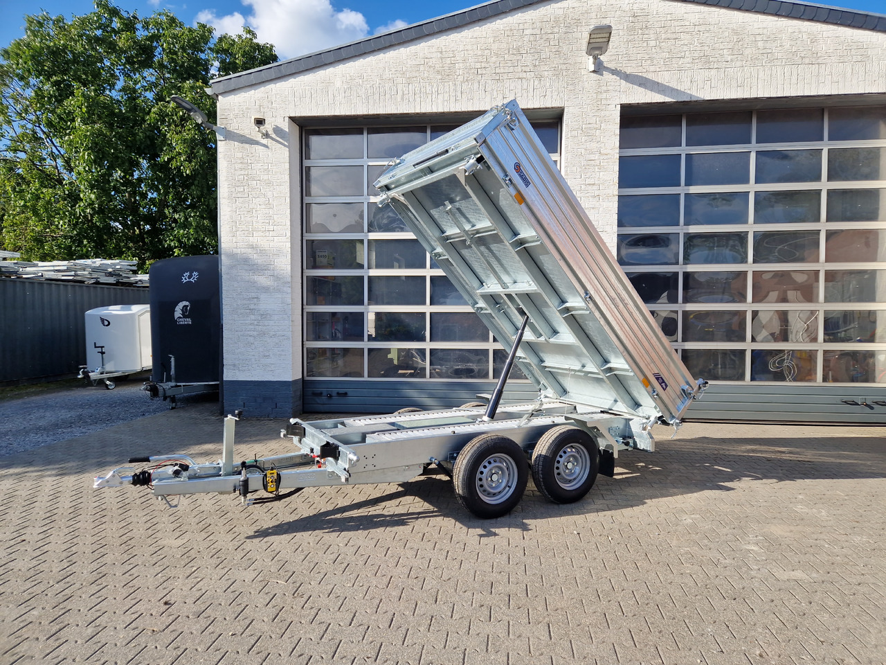 Saris Kipper 3 SKS 310 176 40cm Stahlwände HD elektro Notpumpe Alurampen Stützen 3000kg 100km/H - Kalluri järelhaagis: pilt 5 Saris Kipper 3 SKS 310 176 40cm Stahlwände HD elektro Notpumpe Alurampen Stützen 3000kg 100km/H - Kalluri järelhaagis: pilt 5