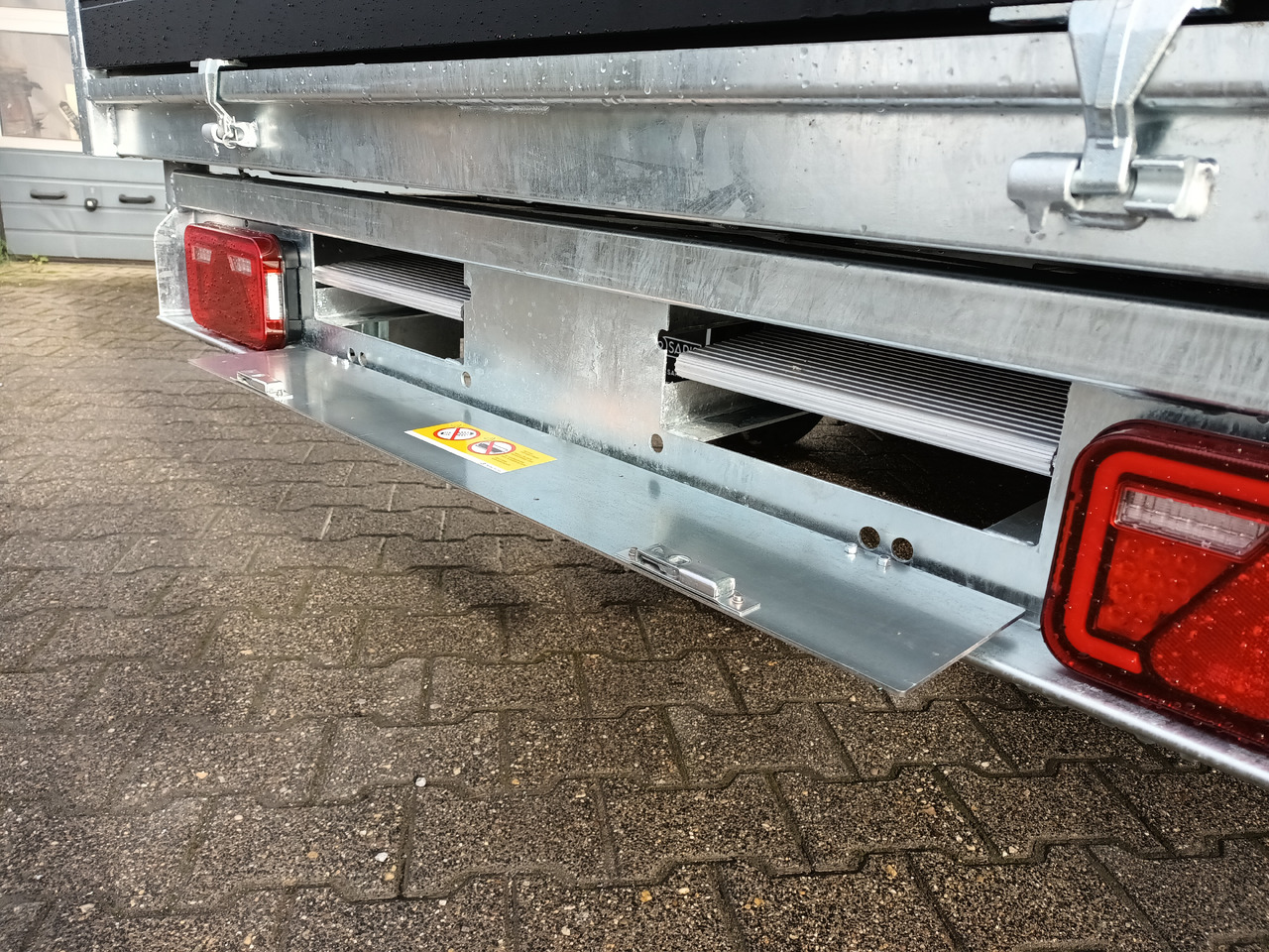 Kalluri järelhaagis Saris Kipper K3 356 184 3500 2 HD E 356x184x35cm black heavy duty Rampen Stützen NHP LED (L) 3500kg: pilt 17