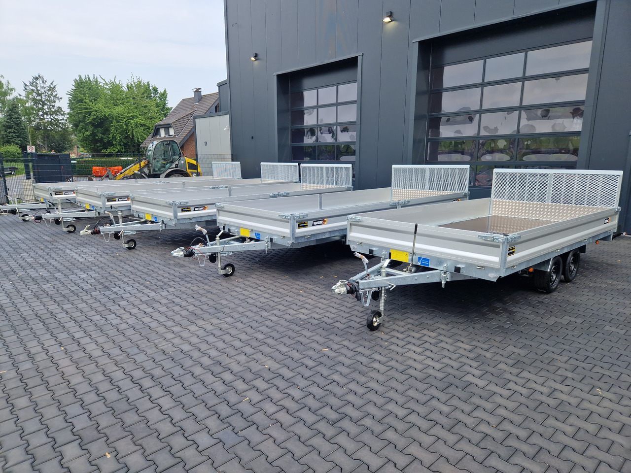 Variant Maschinentransporter 3542 UX Maxi Load Tandem Parabelfeder LED Felgen black 3500kg - Ehitustehnika haagis: pilt 3 Variant Maschinentransporter 3542 UX Maxi Load Tandem Parabelfeder LED Felgen black 3500kg - Ehitustehnika haagis: pilt 3
