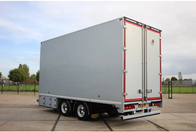 DRACO Middenas aanhangwagen bloemen / planten verkoopwagen - Furgoonjärelhaagis: pilt 1 DRACO Middenas aanhangwagen bloemen / planten verkoopwagen - Furgoonjärelhaagis: pilt 1