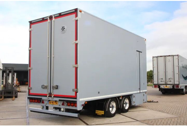 DRACO Middenas aanhangwagen bloemen / planten verkoopwagen - Furgoonjärelhaagis: pilt 5 DRACO Middenas aanhangwagen bloemen / planten verkoopwagen - Furgoonjärelhaagis: pilt 5