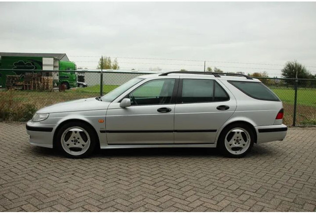 Saab 9-5 Estate 2.3 TURBO S Aero - Auto: pilt 2 Saab 9-5 Estate 2.3 TURBO S Aero - Auto: pilt 2