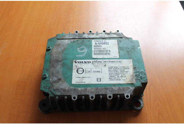 Volvo A-549852 - Mootori juhtimisseade: pilt 3 Volvo A-549852 - Mootori juhtimisseade: pilt 3