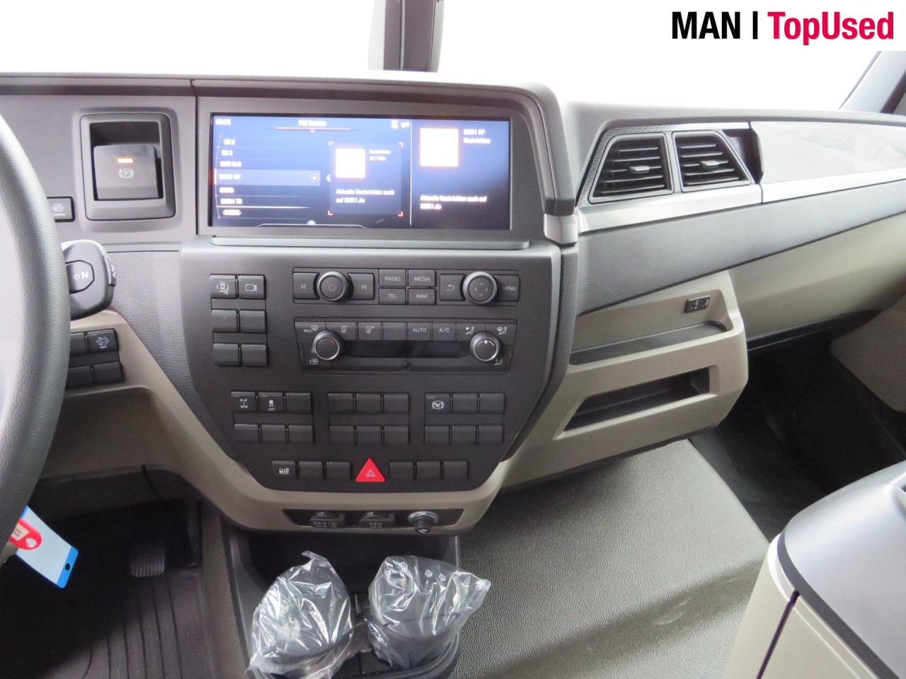 MAN TGL 12.250 4X2 BL VANTEC Koffer BÄR LBW Euro6 AHK - Kasti veoauto: pilt 5 MAN TGL 12.250 4X2 BL VANTEC Koffer BÄR LBW Euro6 AHK - Kasti veoauto: pilt 5