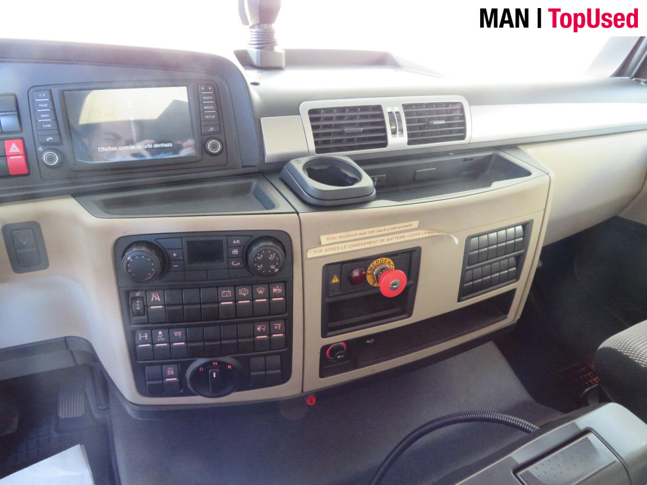 Külmutiga veoauto, Elektriveok MAN eTGM 26.360 E 6X2-4 LL Kühlkoffer Klima Luftfeder: pilt 7