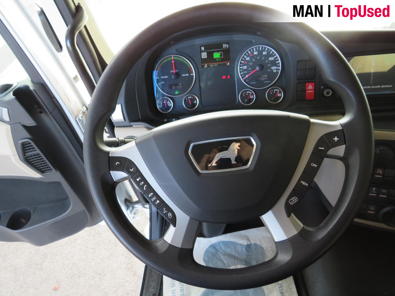 MAN eTGM 26.360 E 6X2-4 LL Kühlkoffer Klima Luftfeder - Külmutiga veoauto, Elektriveok: pilt 5 MAN eTGM 26.360 E 6X2-4 LL Kühlkoffer Klima Luftfeder - Külmutiga veoauto, Elektriveok: pilt 5