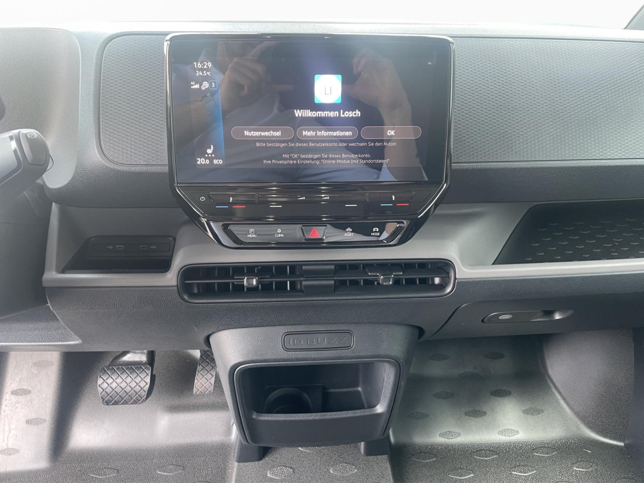 VOLKSWAGEN ID.Buzz Cargo 150 kW Klima AHK Navi - Väike kaubik, Elektrikaubik: pilt 4 VOLKSWAGEN ID.Buzz Cargo 150 kW Klima AHK Navi - Väike kaubik, Elektrikaubik: pilt 4