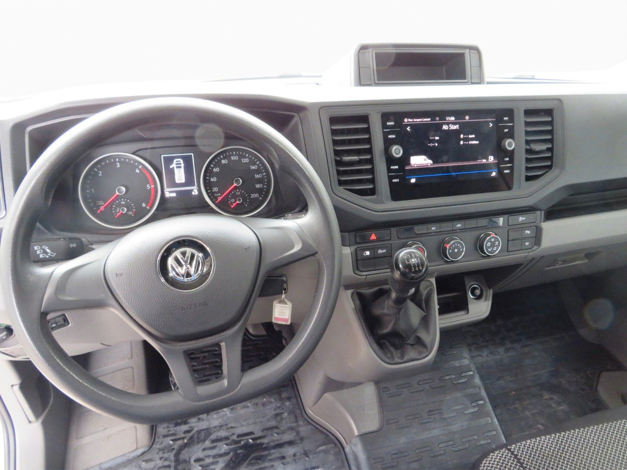 Volkswagen Crafter 35 L3H3 Kasten - Kaubik: pilt 2 Volkswagen Crafter 35 L3H3 Kasten - Kaubik: pilt 2