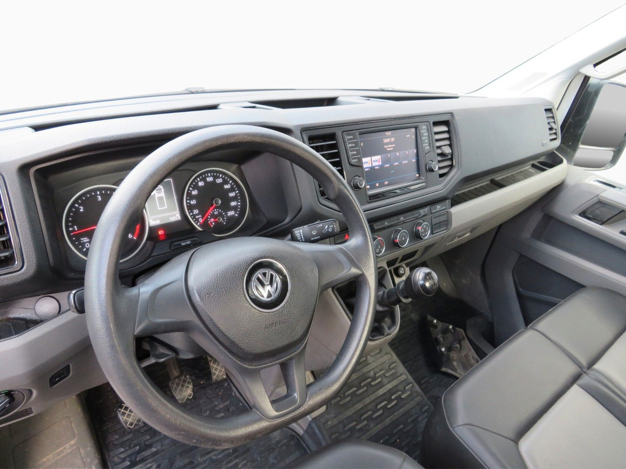Volkswagen Crafter 35 L4 EK Pritsche Lang - Madelauto: pilt 2 Volkswagen Crafter 35 L4 EK Pritsche Lang - Madelauto: pilt 2